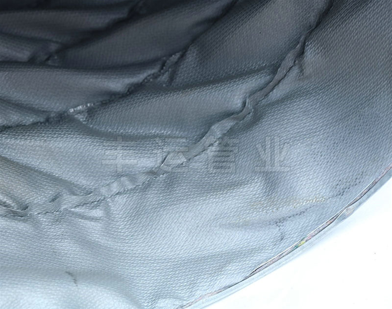 聚氨酯高溫400度硅膠布通風管